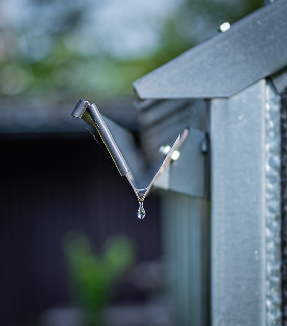 Rain gutters and downpipes